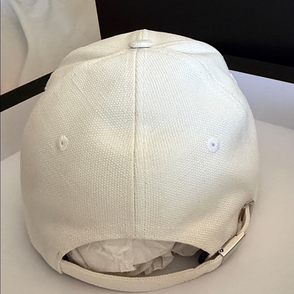 Burberry Canvas TB Monogram Baseball Cap with white/black Trim - Picture 3 of 8